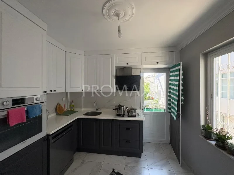 Marmaris Kemeraltı Mah. 3+1 Kapalı Mutfak Denize 50 mt Daire