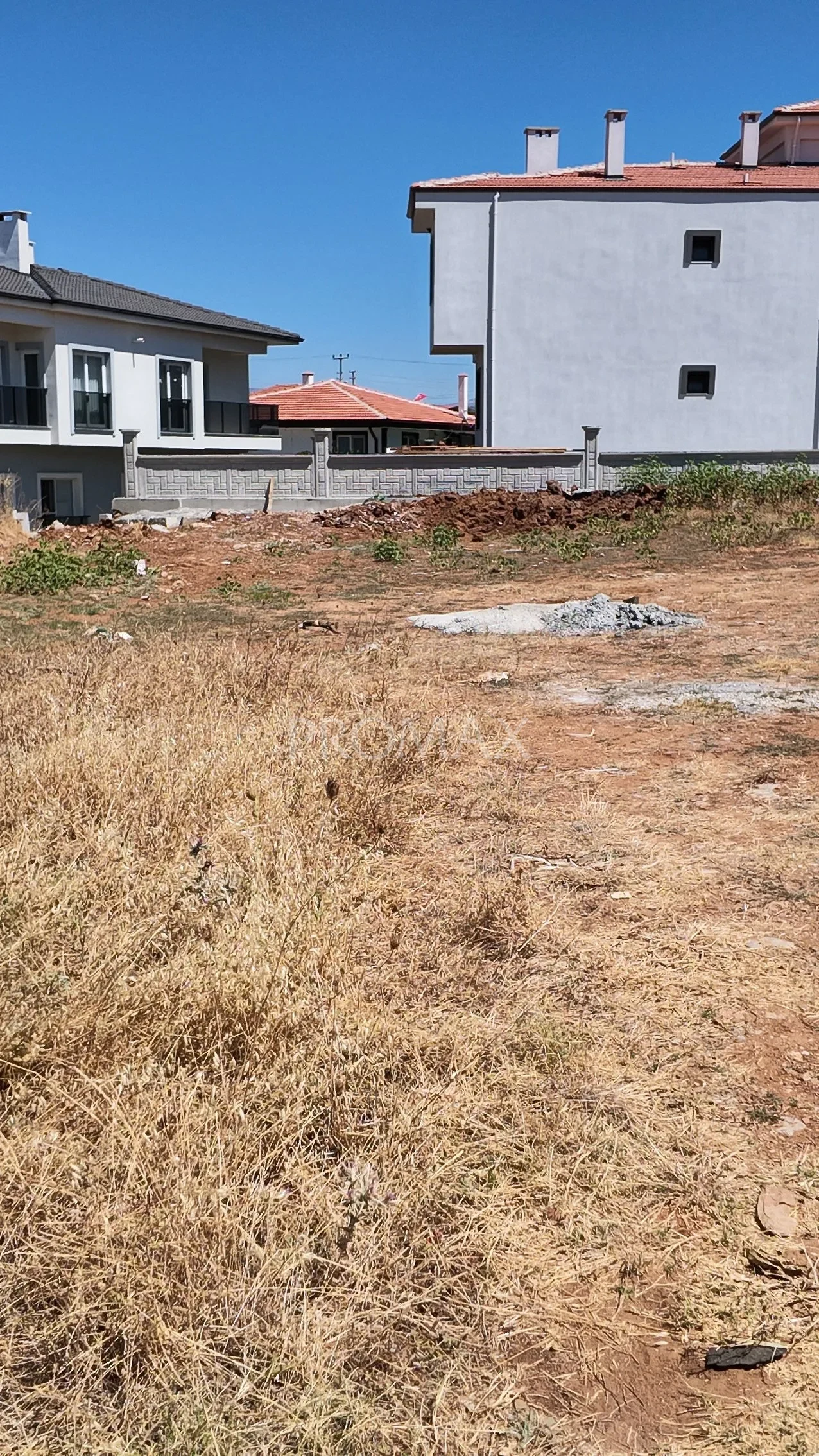 YERKESİK’TE PROJEDEN 2+1 DAİRELER