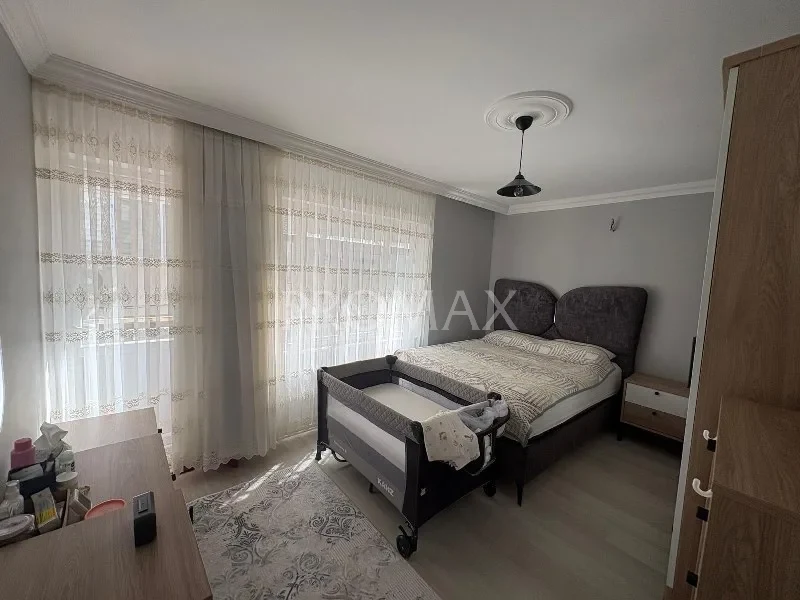 Marmaris Kemeraltı Mah. 3+1 Kapalı Mutfak Denize 50 mt Daire