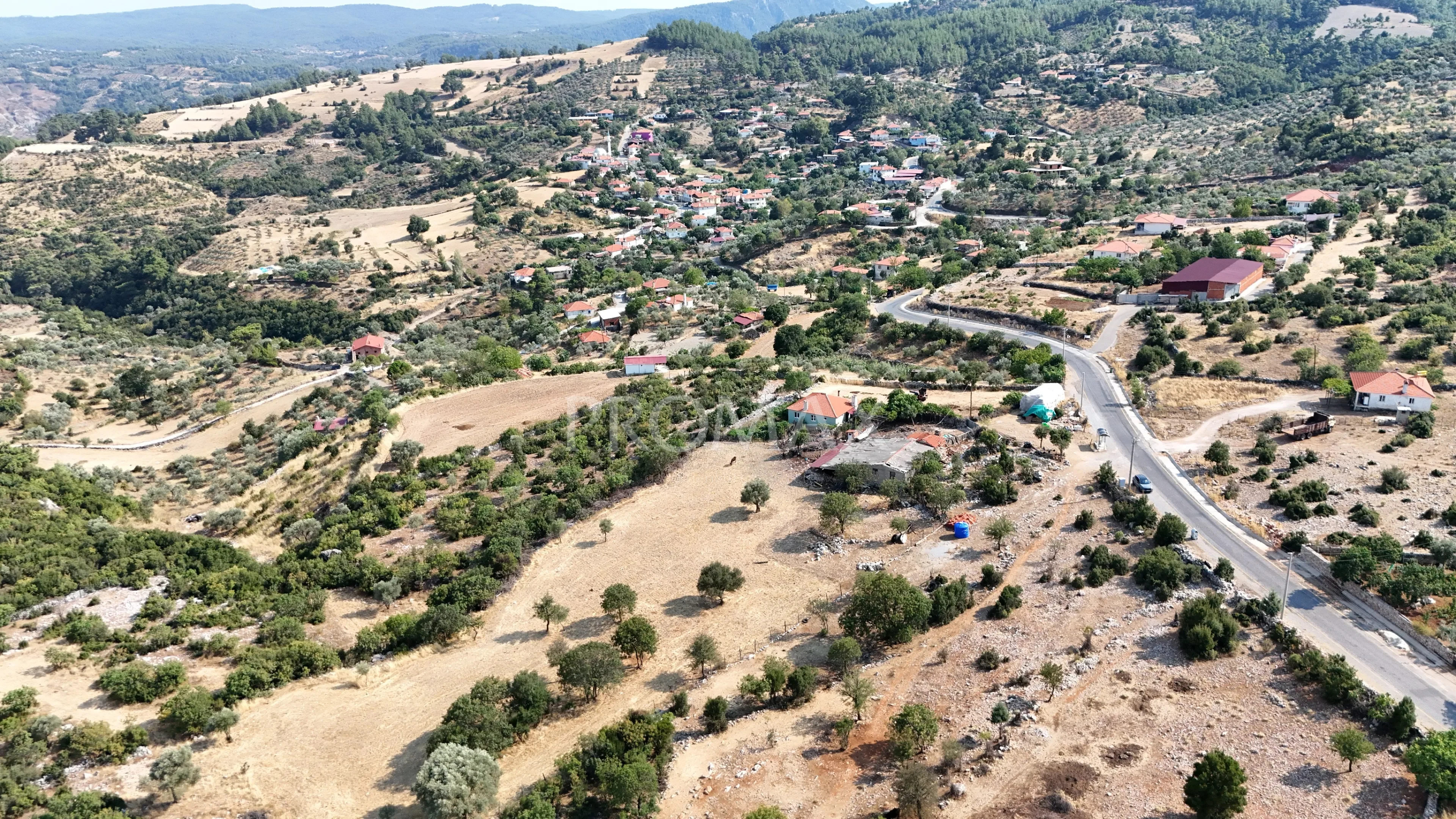 DOĞA VE KÖY HAYATI AYNI KAREDE!