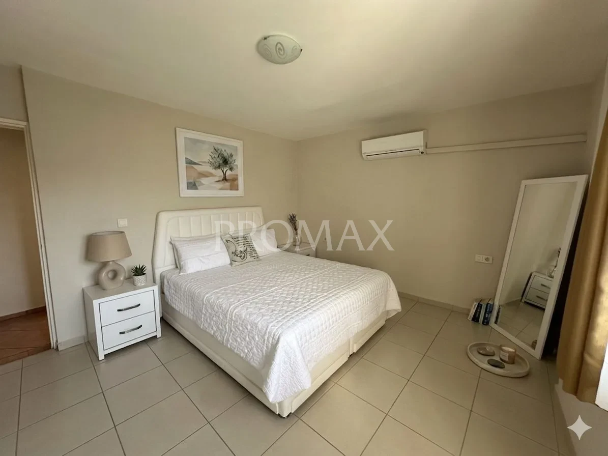 Marmaris'te MUHTEŞEM 3+1 LOFT DİZAYN 147 m2 Dubleks Daire