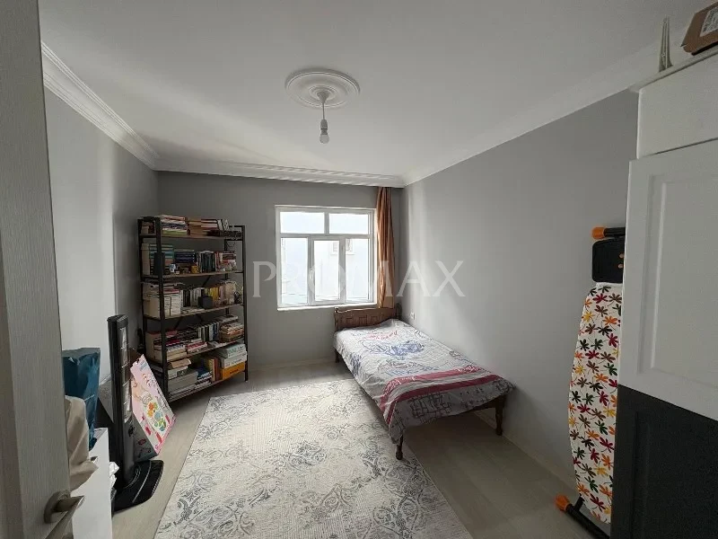 Marmaris Kemeraltı Mah. 3+1 Kapalı Mutfak Denize 50 mt Daire