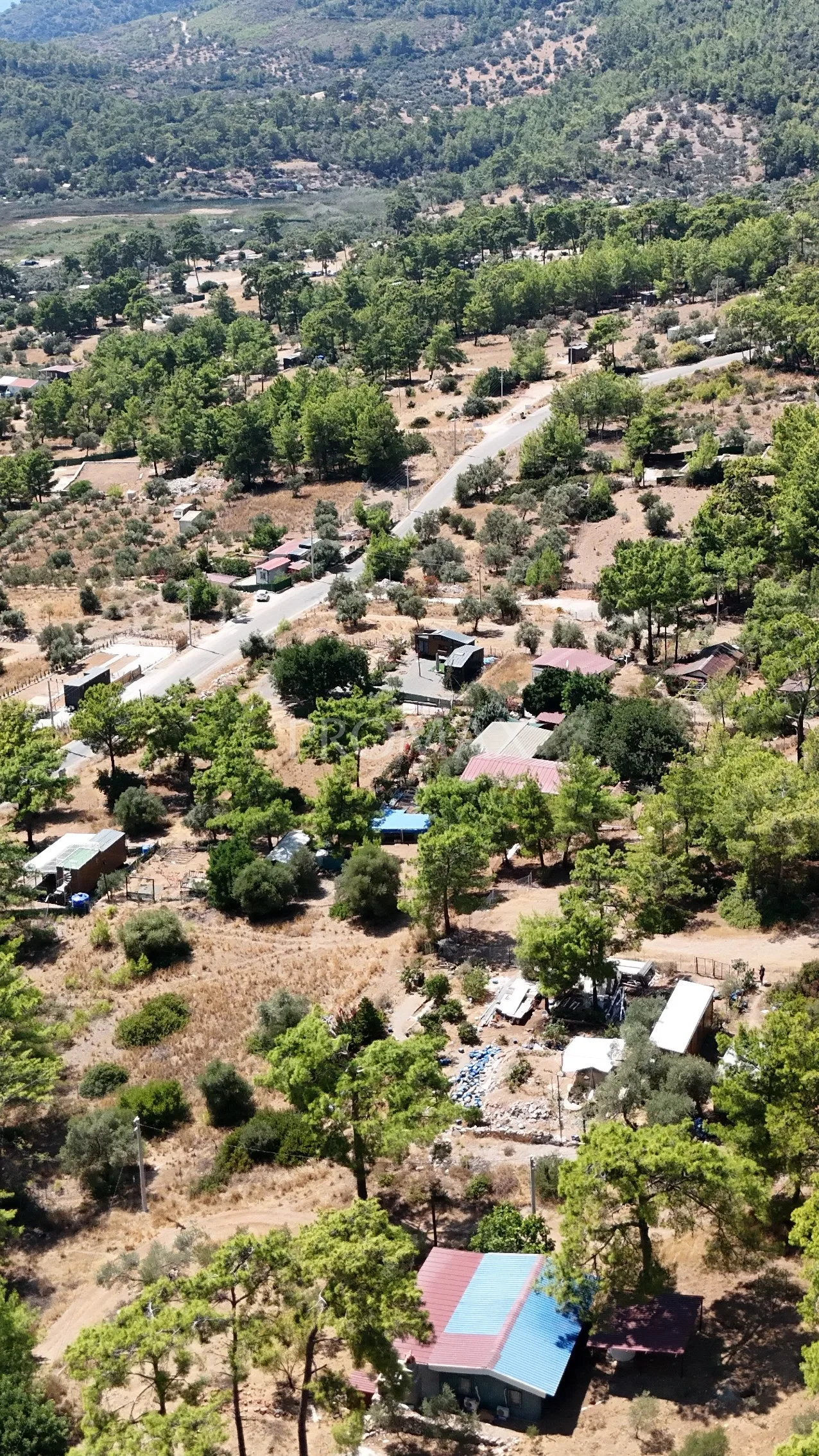 AKBÜK'DE DENİZ MANZARALI İMARLI ARSA