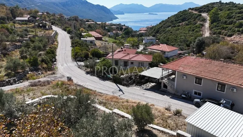 MARMARİS SÖĞÜT KÖYÜ'NDE 150 m2 DENİZ MANZARALI ARAZİ