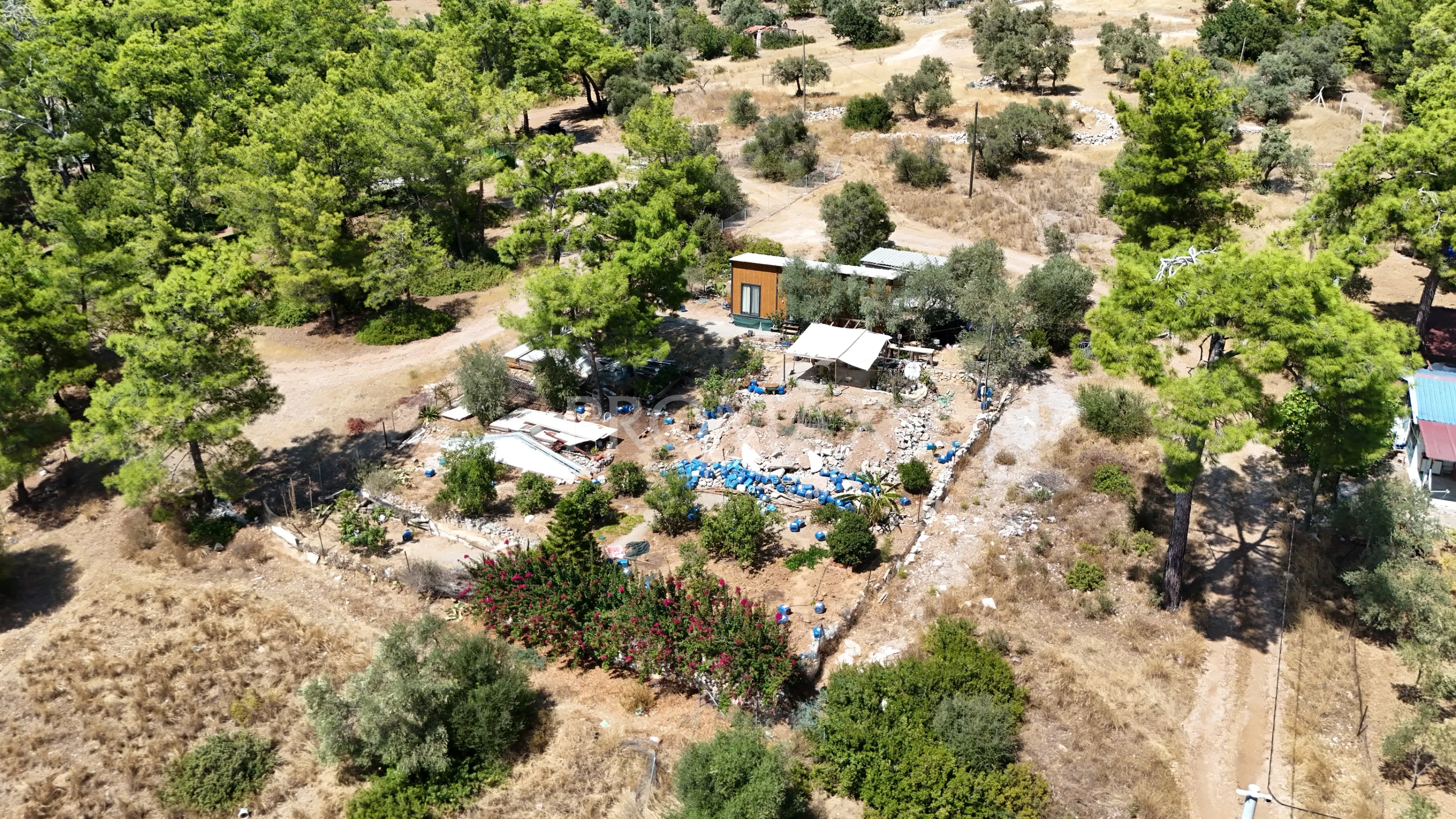AKBÜK'DE DENİZ MANZARALI İMARLI ARSA