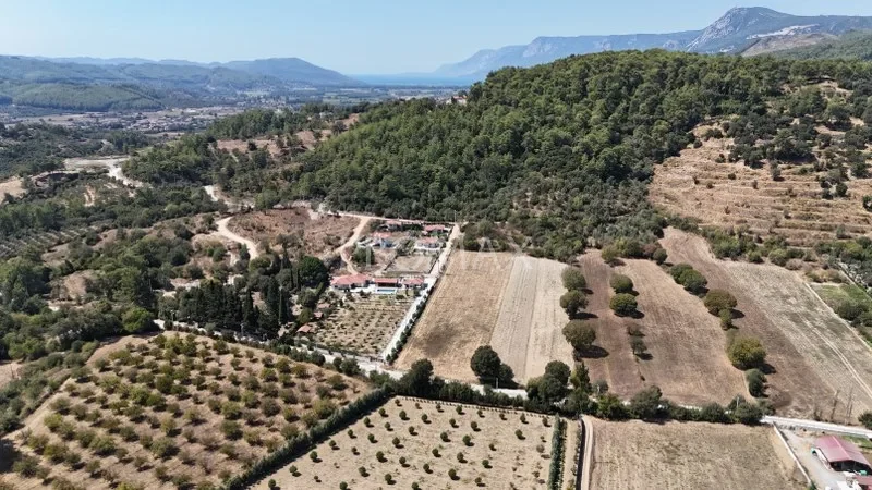 PROMAX - ULA ÇITLIK'TA 2765 m2 İMARLI ALANA ÇOK YAKIN ARSA